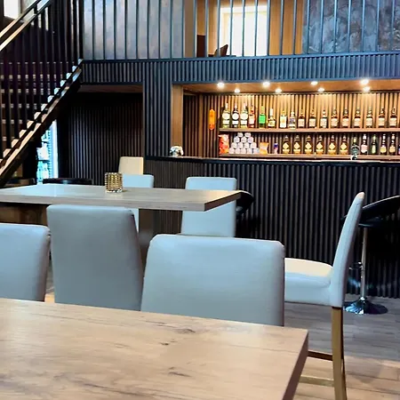 Gory Sowie Przystanek Dad House