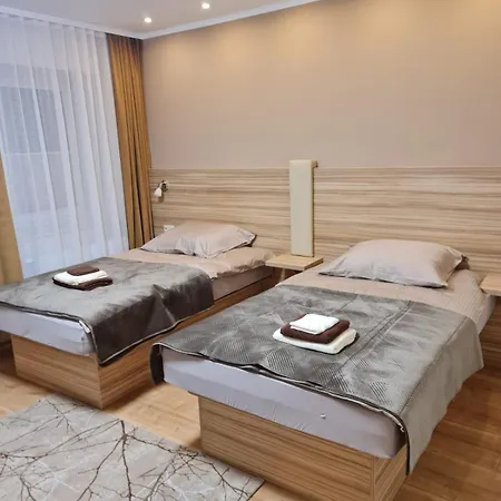 Gory Sowie Przystanek Dad House ベッド・アンド・ブレックファスト ソコレツ