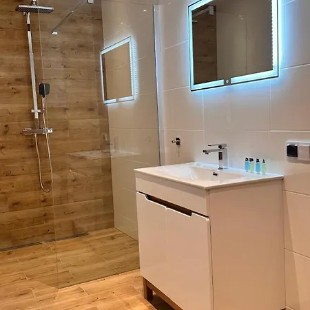 Gory Sowie Przystanek Dad House ベッド・アンド・ブレックファスト 3*