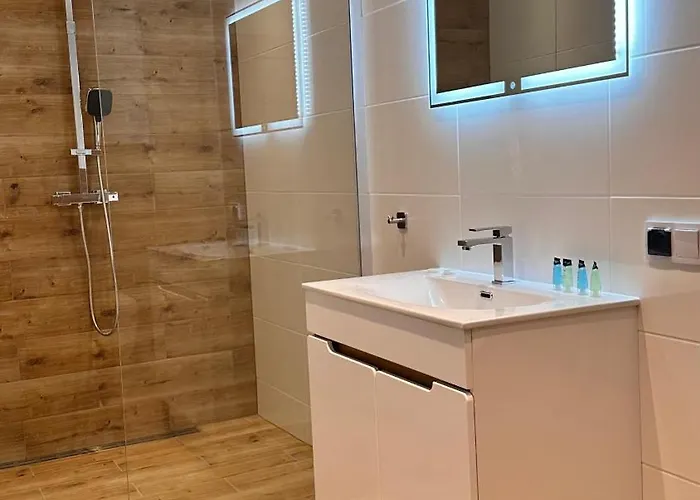 Gory Sowie Przystanek Dad House فندق مبيت وإفطار 3*