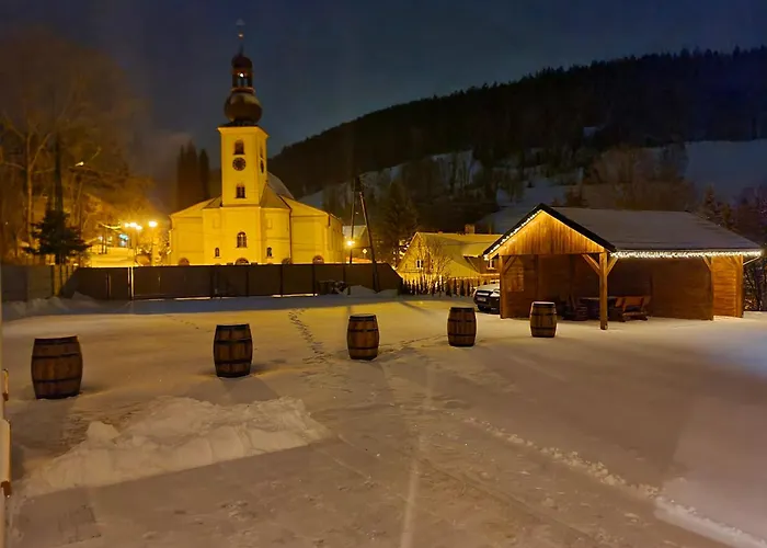 فندق مبيت وإفطار Gory Sowie Przystanek Dad House 3*